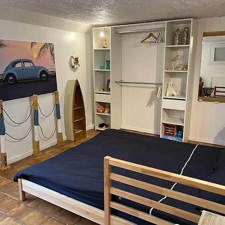 Maison Independante Avec 6 Proche Du Tram A Feriehus