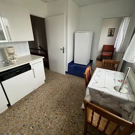 Nyaraló Maison Independante Avec 6 Proche Du Tram A Lormont